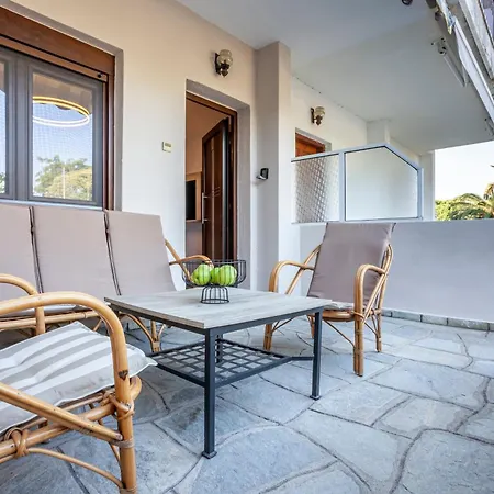 Vila Akemi Seaside Chanioti