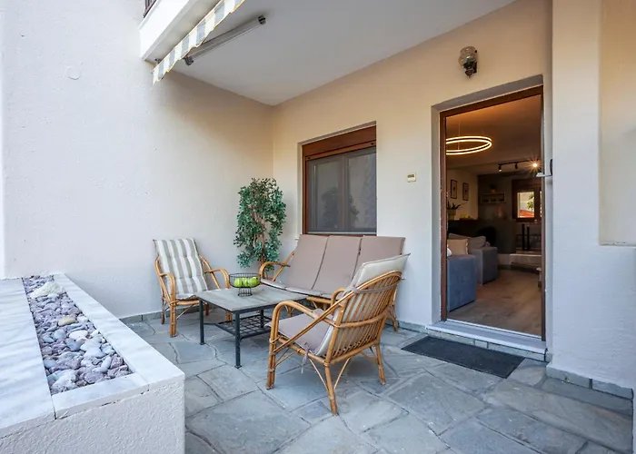 Akemi Seaside * Chaniotis