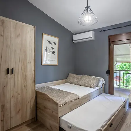 Akemi Seaside Villa Hanióti