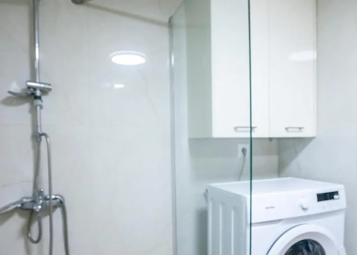 Akemi Seaside Chaniotis